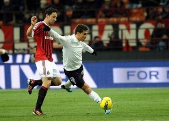 vanbommel_hernanes