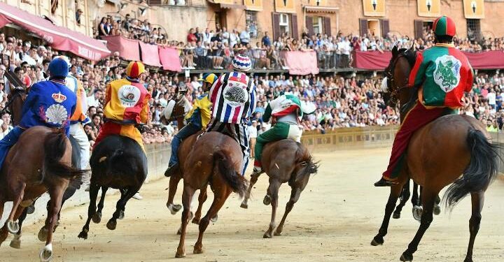 Palio Siena retro