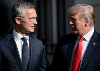 stoltenberg_nato_trump_lapresse_2018