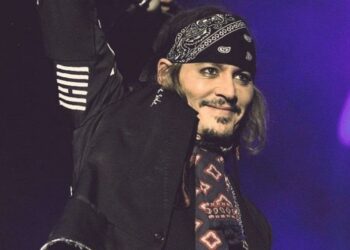 depp_concerto_roma_twitter