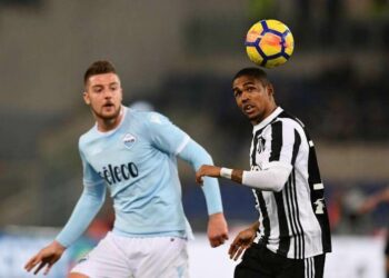 Milinkovic-Savic_Douglas_Costa_Juventus_Lazio_lapresse_2018