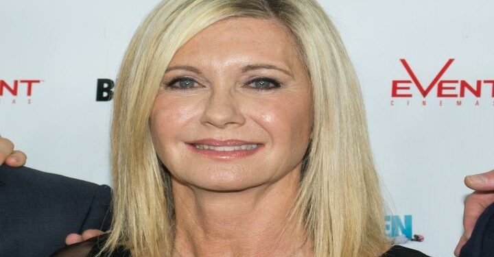 Olivia_Newton_John_wikipedia_2012