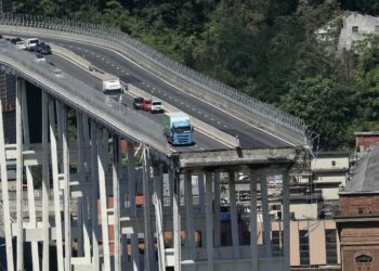 Genova_ponte_Morandi_crollo_lapresse_2018