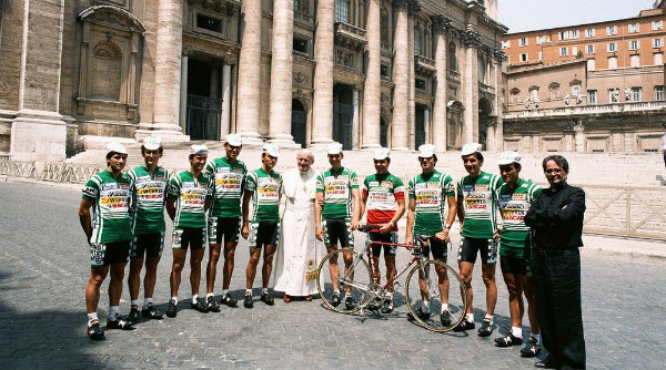 La squadra Amore & Vita con il Papa in Piazza San Pietro