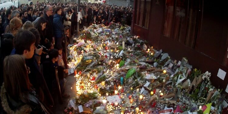 Parigi, anniversario attentato Bataclan (Wikipedia)