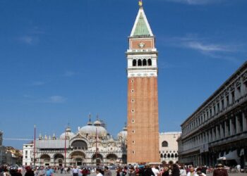 Venezia, piazza San Marco (Wikipedia)