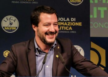 Nota Salvini salvaschermo