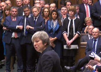 Theresa May in Parlamento