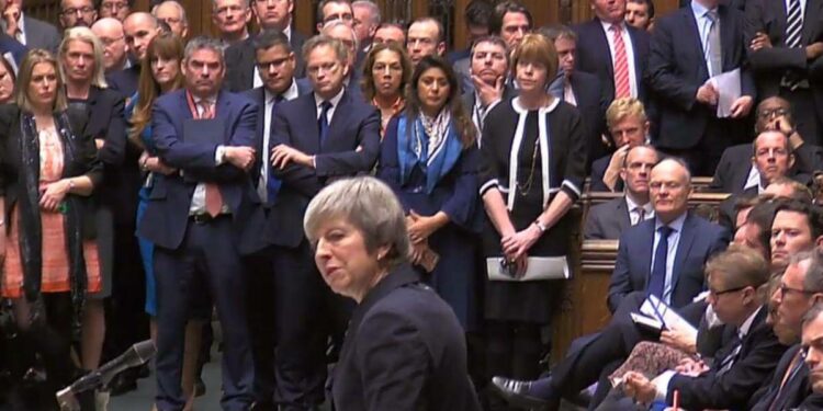 Theresa May in Parlamento