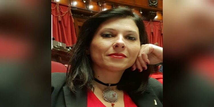 Mara Lapia, deputata M5s picchiata in supermercato (Foto: Facebook)