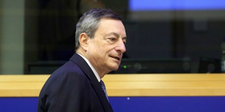 Mario Draghi, presidente della Bce dal 2011 al 2019 (LaPresse)