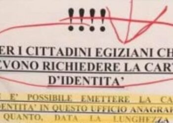 Anagrafe Torino non fa carta d'identità ad egiziani: "Nomi troppo lunghi"