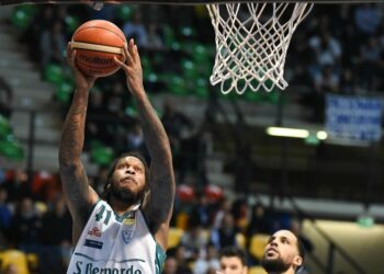 Diretta Cantù Torino, basket Serie A1 29^ giornata (Foto LaPresse)