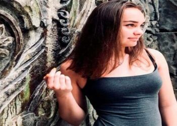 Safia Askarova, 16enne uccisa con 30 coltellate dal fidanzato