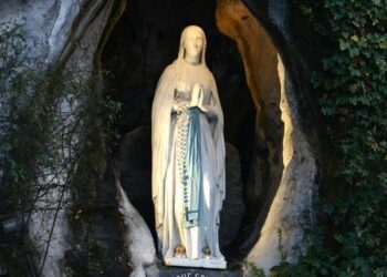 Beata Vergine Maria di Lourdes