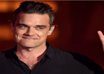 Robbie Williams, "Non riuscivo a stare in piedi"