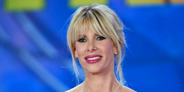 Alessia Marcuzzi, Isola dei Famosi 2019