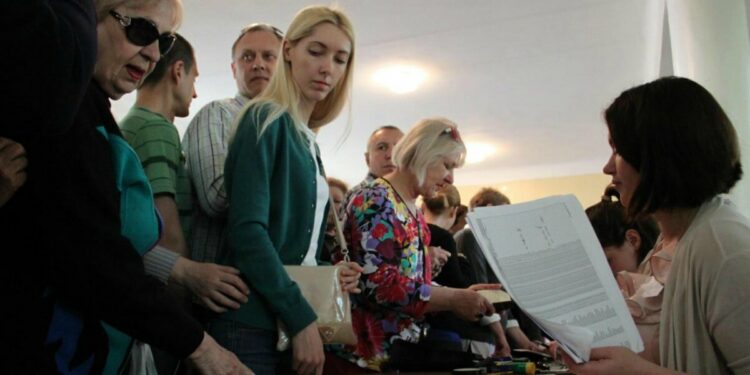 Il referendum di autolegittimazione della Repubblica del Donetsk, 11 maggio 2014 (LaPresse)