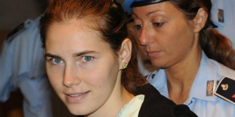 Amanda Knox (foto da Twitter)