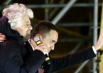 Beppe Grillo e Luigi Di Maio (LaPresse)