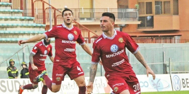 Reggina esultanza Serie C