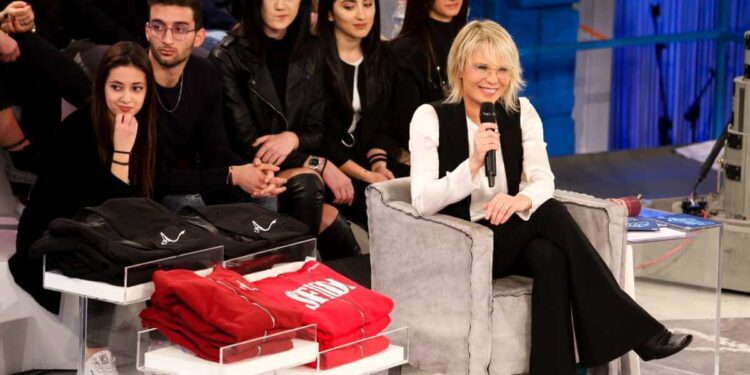 Maria De Filippi conduce Amici 18