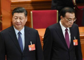 Il presidente cinese Xi Jinping con il premier Li Keqiang