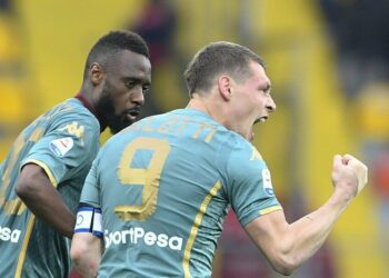 Belotti e N'Kolou (Foto LaPresse)