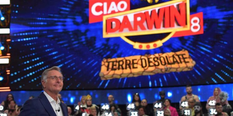 Paolo Bonolis conduce Ciao Darwin 8