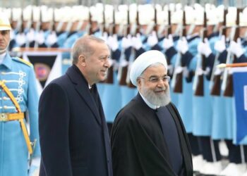 Recep Tayyip Erdogan insieme ad Hassan Rouhani ad Ankara (LaPresse)