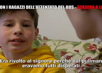 Bus incendiato, Guglielmo urla: “Dio ti amo” (Foto dal web)