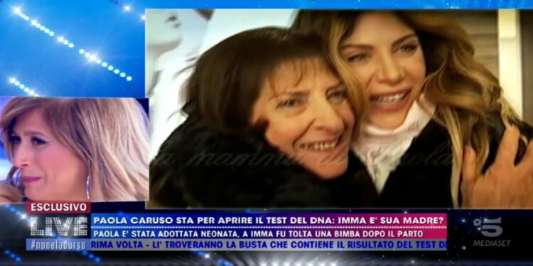 Paola Caruso con la madre adottiva