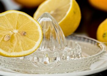 Limone acqua calda coronavirus