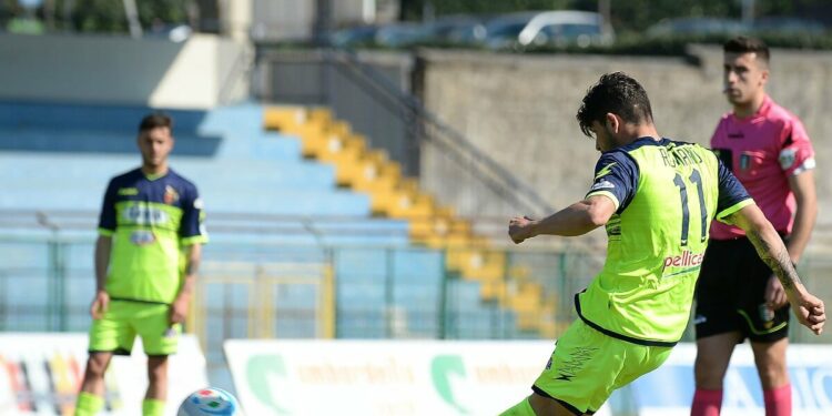 Diretta Casertana Potenza, Serie C girone C (Foto LaPresse)