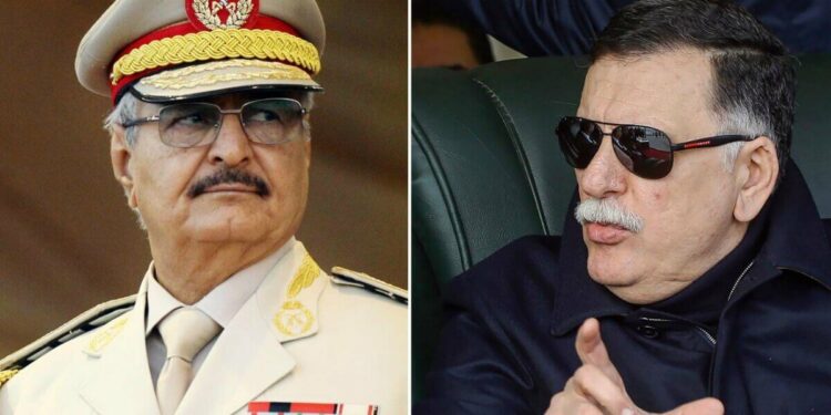 Il generale Khalifa Haftar (a sin.) e il presidente Fayez al-Serraj