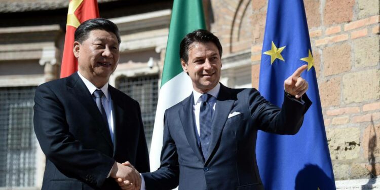 Xi Jinping e Conte a Roma