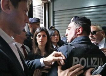 Raggi insultata a Casal Bruciato