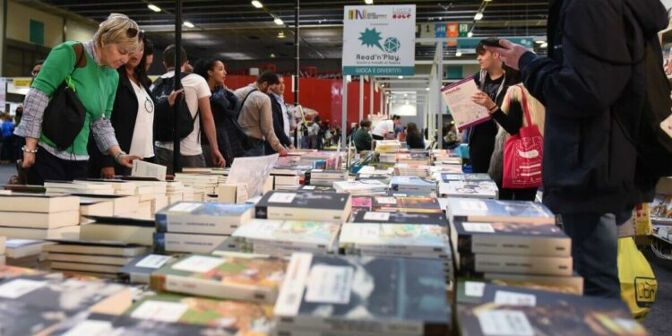 Il Salone del Libro a Torino (LaPresse)