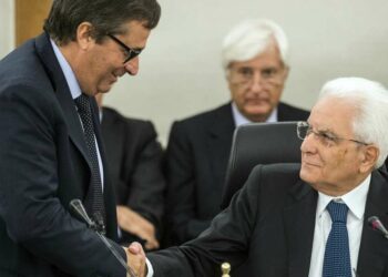 Il vicepresidente del Csm David Ermini con Sergio Mattarella (LaPresse)