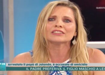 Laura Freddi piange a La Vita in Diretta-Estate