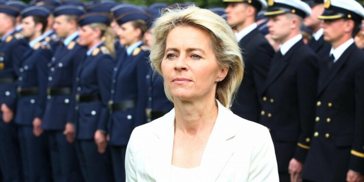 Ursula von der Leyen (Lapresse)