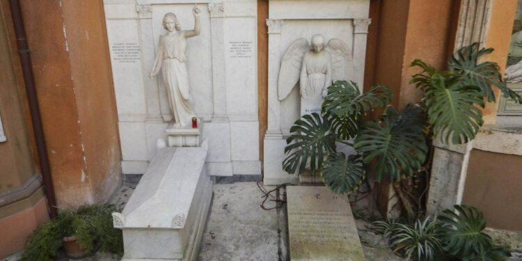 Tombe nel cimitero teutonico in Vaticano