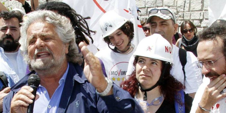 Beppe Grillo coi No Tav