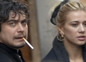 Riccardo Scamarcio e Clizia Incorvaia (Foto: LaPresse)