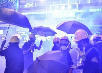 Proteste a Hong Kong (LaPresse)