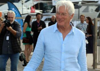 Richard Gere a Lampedusa (La Presse)