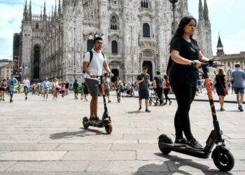 Monopattini elettrici a Milano nuove norme