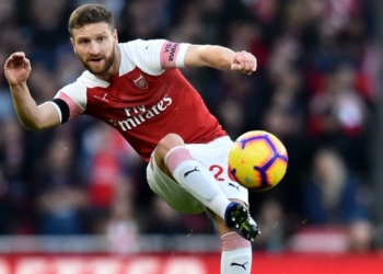 Mustafi in maglia Arsenal