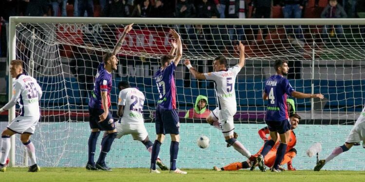 Video Cosenza Livorno, Serie B 5^ giornata (Foto LaPresse)