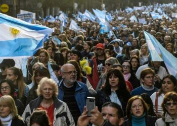 Manifestazione in Argentina (LaPresse)